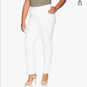 Style & Co high rise stretchy, straight leg jeans